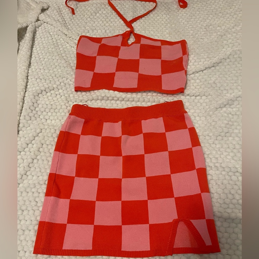 Two piece checkered set.